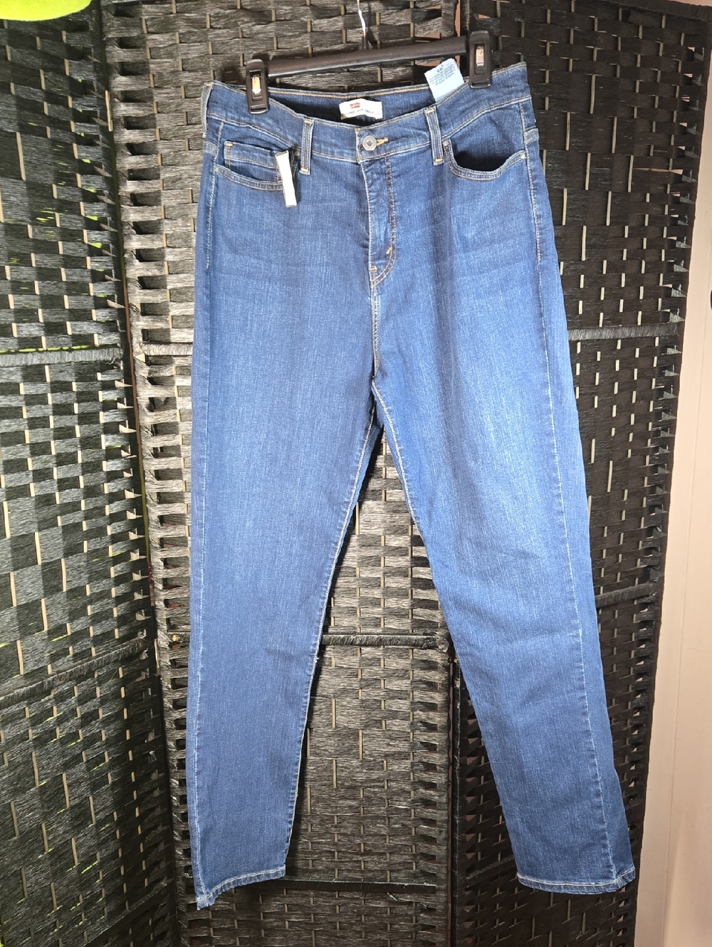 Levi's 512 Perfectly Slimming  Straight Women's Skinny Jeans Medium Blue Wash 16